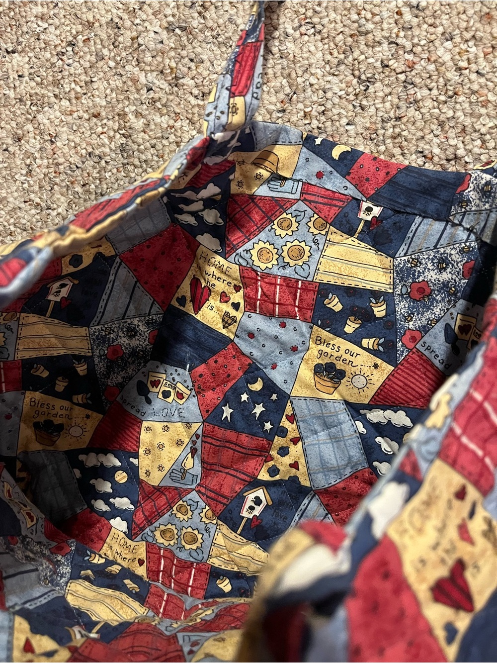 Handmade Quilted Patchwork Tote with Bag in Red, Navy & Yellow - Picture 5 of 8